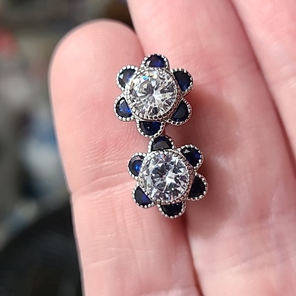 Tanzanite sterling silver earrings studs flowers CZ sparkly Tested estate - Picture 1 of 15